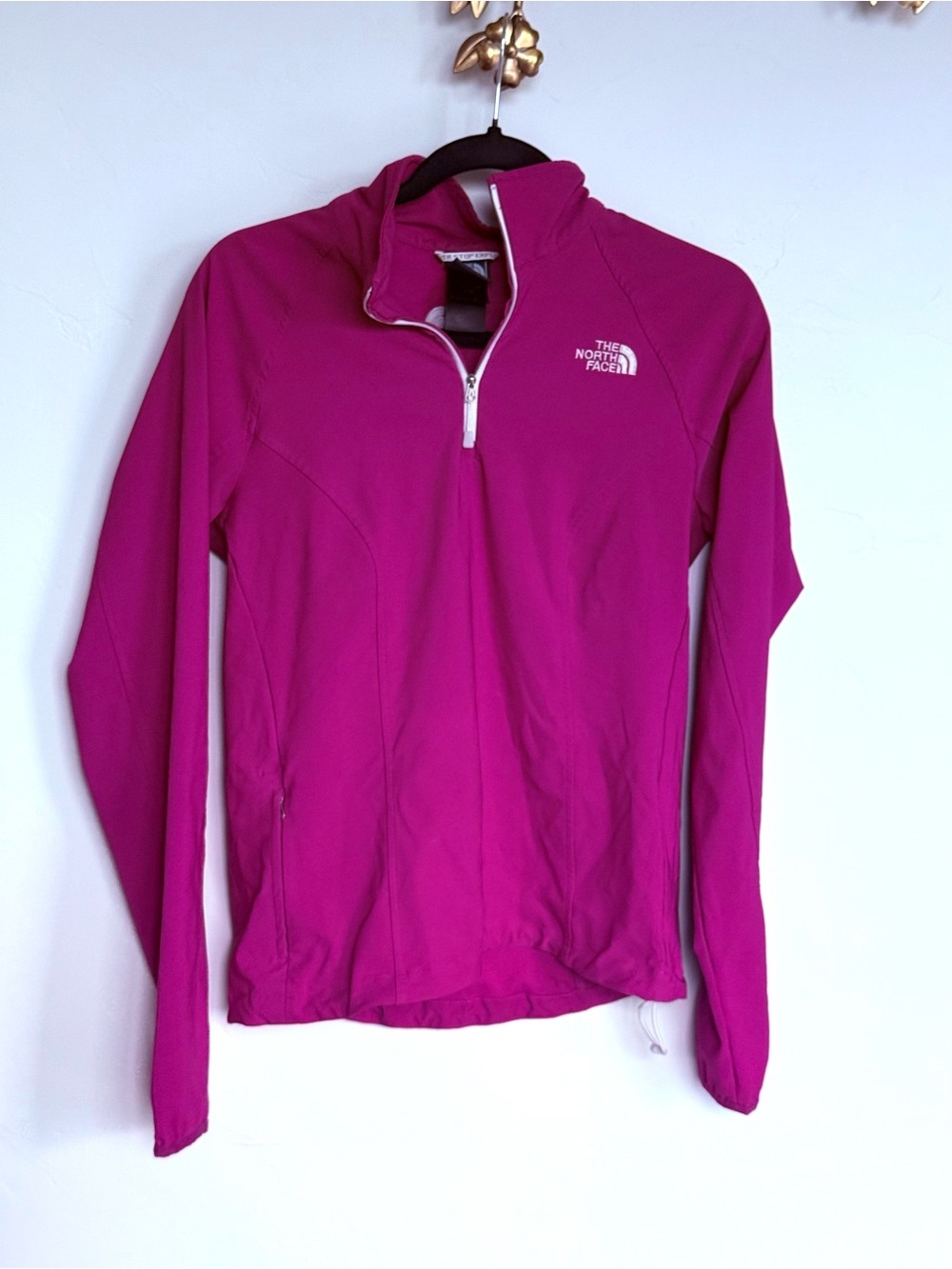 The North Face Apex Fuschia Lightweight Quarter-Zip Jacket